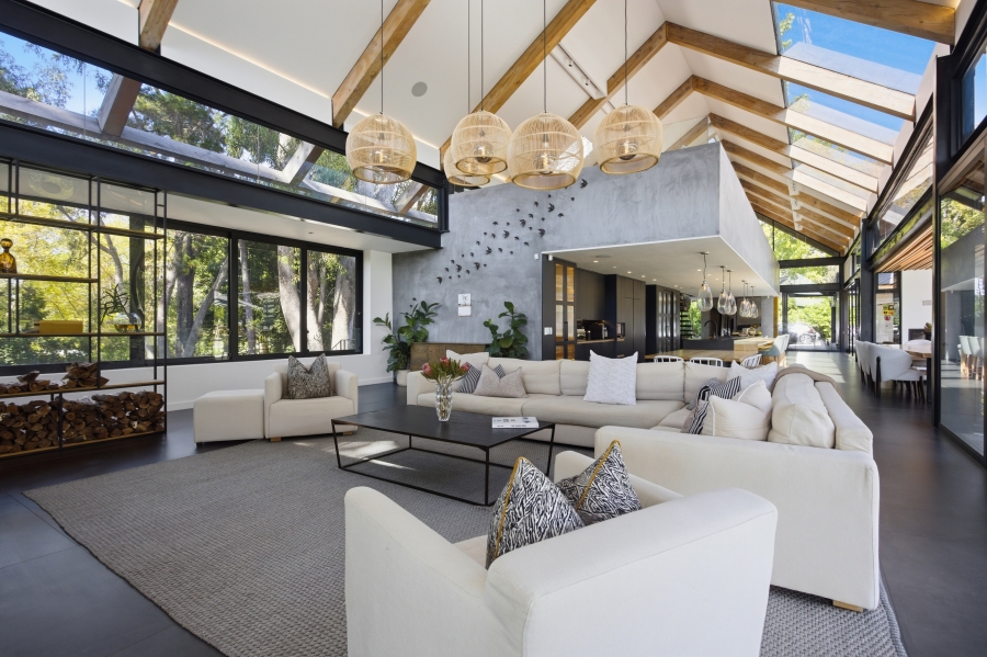 7 Bedroom Property for Sale in Groot Constantia Western Cape